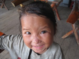 Søt liten tulle som fikk en cola av meg. Hun ble veldig glad! :)