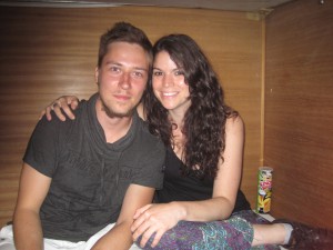 Anton fra Finland og Miriam fra Spania. Delte togkupe med dem.