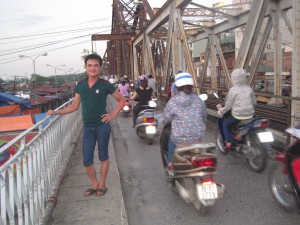 Jernbanen som franskmenn en gang har bygget. Trang om plassen.