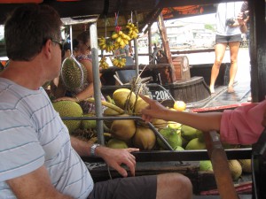 Handlet kokosnøtter.