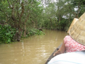Roing i kanalene på øya.